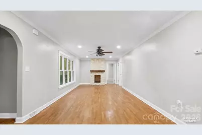 608 W 4th Avenue, Gastonia, NC 28052 - Photo 10