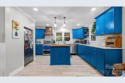 608 W 4th Avenue, Gastonia, NC 28052 - Photo 6