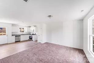 341 Buckelew St, Lancaster, SC 29720 - Photo 2