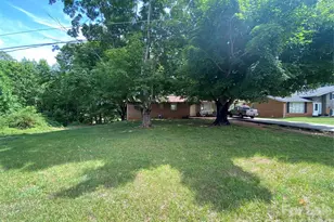 2071 Colonial Ln, Hickory, NC 28601 - Photo 1