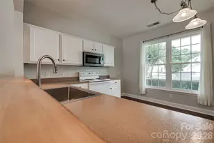 3186 Mannington Dr, Charlotte, NC 28270 - Photo 8