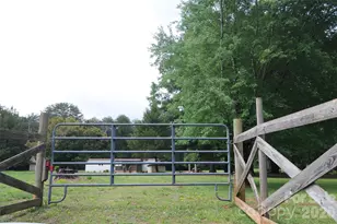 4227 Kent St, Maiden, NC 28650 - Photo 22