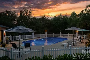 1314 Shirebourn Dr, Hickory, NC 28602 - Photo 4