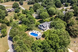 1314 Shirebourn Dr, Hickory, NC 28602 - Photo 44