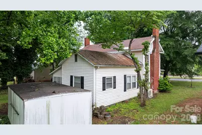 1311 N College Avenue, Newton, NC 28658 - Photo 32