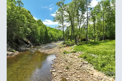 8061 State Hwy 80 S None, Burnsville, NC 28714 - Photo 24