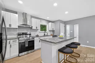 3541 Delgany Dr, Charlotte, NC 28215 - Photo 10