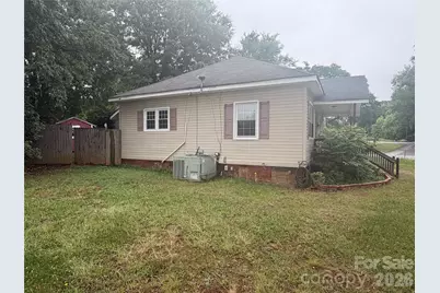 204 Madora Street, Mount Holly, NC 28120 - Photo 2