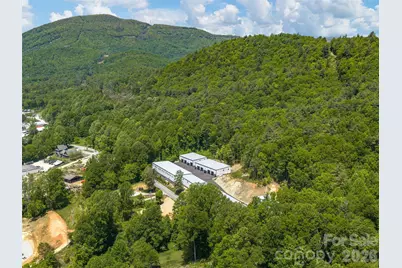 130 Speed Way #B, Lake Toxaway, NC 28747 - Photo 36