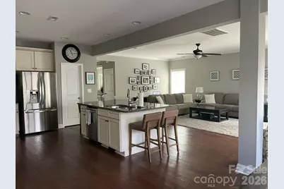 396 E Waterlynn Road, Mooresville, NC 28115 - Photo 2