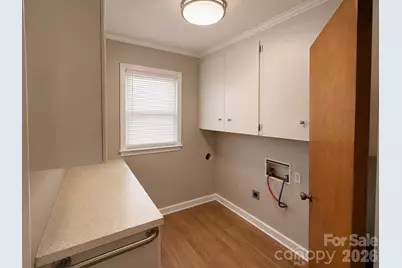 330 W 27th Street, Newton, NC 28625 - Photo 18