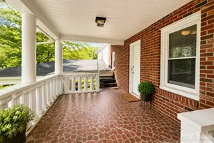 330 W 27th St, Newton, NC 28625 - Photo 6