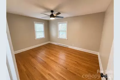330 W 27th Street, Newton, NC 28625 - Photo 12