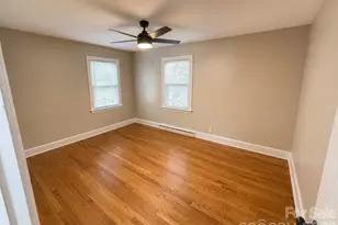 330 W 27th St, Newton, NC 28625 - Photo 12