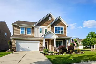 13731 Canterbury Castle Dr, Charlotte, NC 28273 - Photo 2