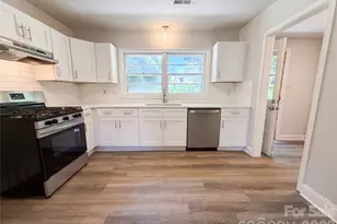 1438 Buckingham Ave, Gastonia, NC 28054 - Photo 2