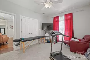 8829 Legacy Lake Ln, Charlotte, NC 28269 - Photo 20