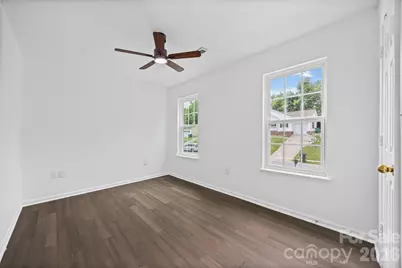6226 Dumont Lane, Charlotte, NC 28269 - Photo 12