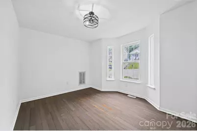 6226 Dumont Lane, Charlotte, NC 28269 - Photo 4