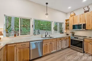 9870 Harvest Ln, Davidson, NC 28036 - Photo 14