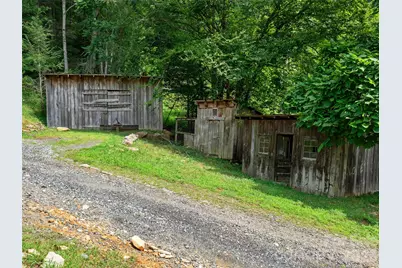 2216 Beans Creek Road, Bakersville, NC 28705 - Photo 28