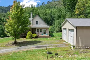 2216 Beans Creek Rd, Bakersville, NC 28705 - Photo 34