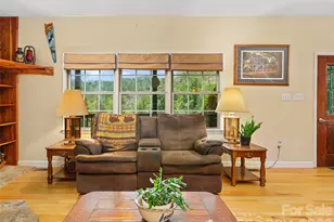 2216 Beans Creek Rd, Bakersville, NC 28705 - Photo 4