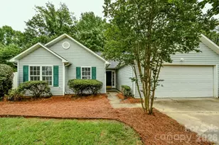 3510 Tracy Glenn Ct, Charlotte, NC 28269 - Photo 2