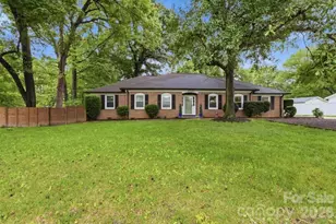 2728 India Hook Rd, Rock Hill, SC 29732 - Photo 2