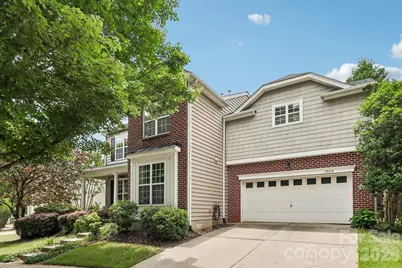 13713 Delstone Drive, Huntersville, NC 28078 - Photo 2