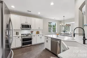 13713 Delstone Dr, Huntersville, NC 28078 - Photo 14