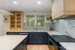 40 Dove Haven Ln, Hendersonville, NC 28791 - Photo 8