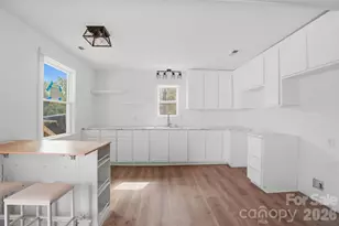 1601 Sigmon St, Lincolnton, NC 28092 - Photo 2
