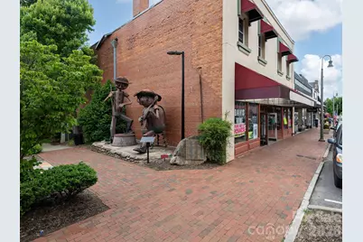 101 N Main Street, Waynesville, NC 28786 - Photo 2