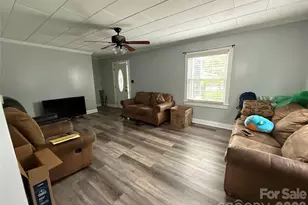 709 Dixie Ave NW, Valdese, NC 28690 - Photo 2