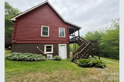 9064 Wildflower Lane, Newland, NC 28657 - Photo 6