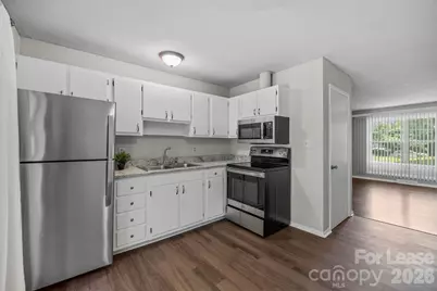3315 Erskine Drive, Charlotte, NC 28205 - Photo 12