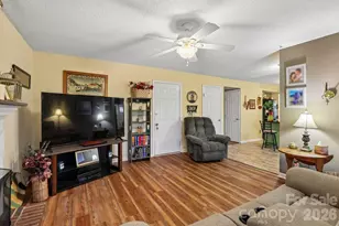 3009 Oakcroft Dr, Matthews, NC 28105 - Photo 14