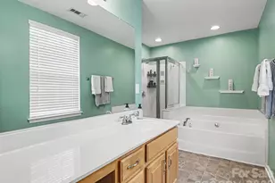 156 Barrington Dr, Mount Holly, NC 28120 - Photo 16