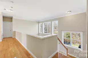8526 Wren Creek Dr, Charlotte, NC 28269 - Photo 16