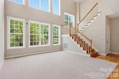 8526 Wren Creek Drive, Charlotte, NC 28269 - Photo 4