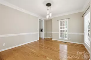 8526 Wren Creek Dr, Charlotte, NC 28269 - Photo 6