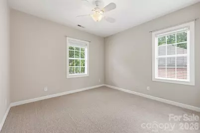 8526 Wren Creek Drive, Charlotte, NC 28269 - Photo 24