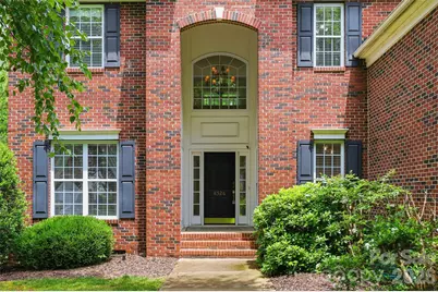 8526 Wren Creek Drive, Charlotte, NC 28269 - Photo 46