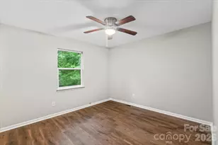 7301 Park Vista Cir, Charlotte, NC 28226 - Photo 18