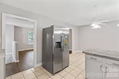 7301 Park Vista Circle, Charlotte, NC 28226 - Photo 8