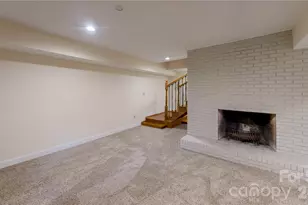 103 Woodfield Dr, Asheville, NC 28803 - Photo 24