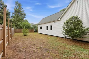 904 Mill St, Albemarle, NC 28001 - Photo 12