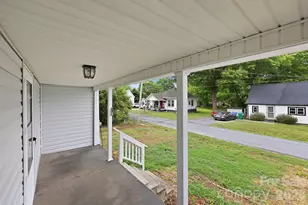 904 Mill St, Albemarle, NC 28001 - Photo 6