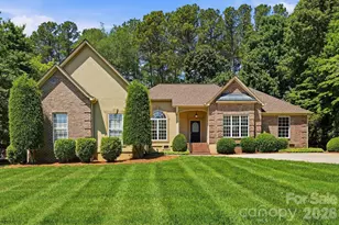 2605 Penngate Dr, Sherrills Ford, NC 28673 - Photo 2